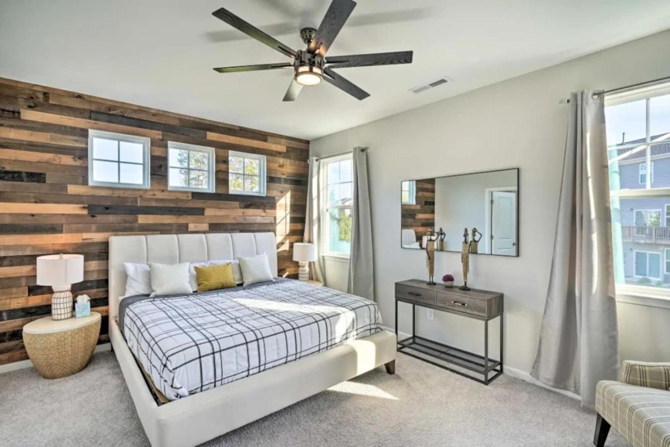 The Villas Buckingham 10 Mins To Rdu Airport Duke Downtown เดอแรม ภายนอก รูปภาพ