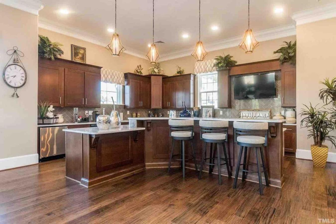 The Villas Buckingham 10 Mins To Rdu Airport Duke Downtown เดอแรม ภายนอก รูปภาพ