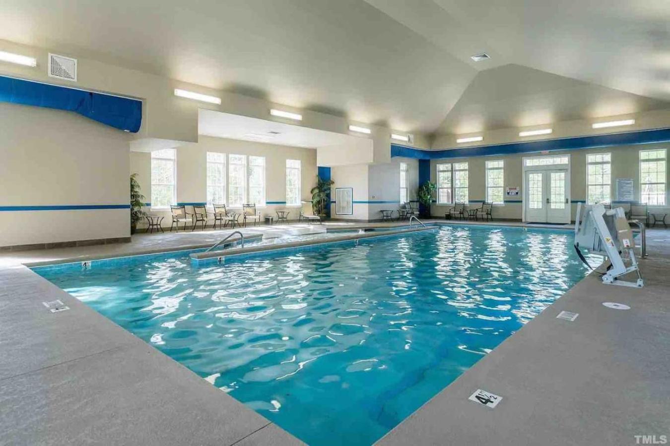 The Villas Buckingham 10 Mins To Rdu Airport Duke Downtown เดอแรม ภายนอก รูปภาพ